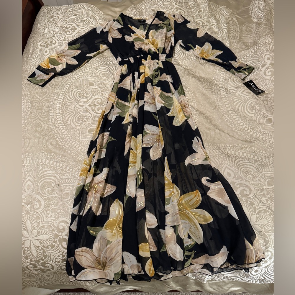 Alexa B Floral Lily Sheer Black White Metallic Gold Long Sleeve Maxi Dress